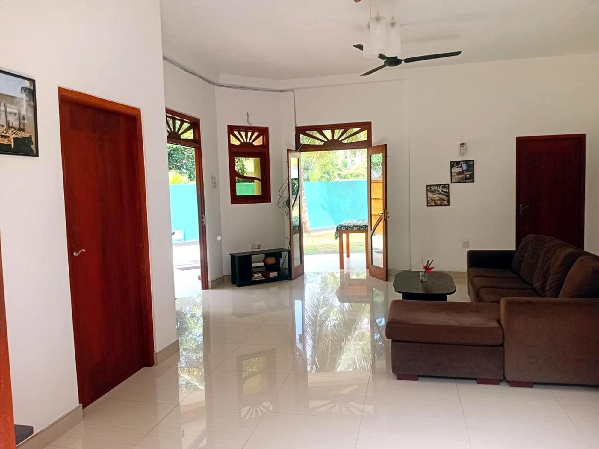 ברוואלה Guesthouse Dilush מראה חיצוני תמונה