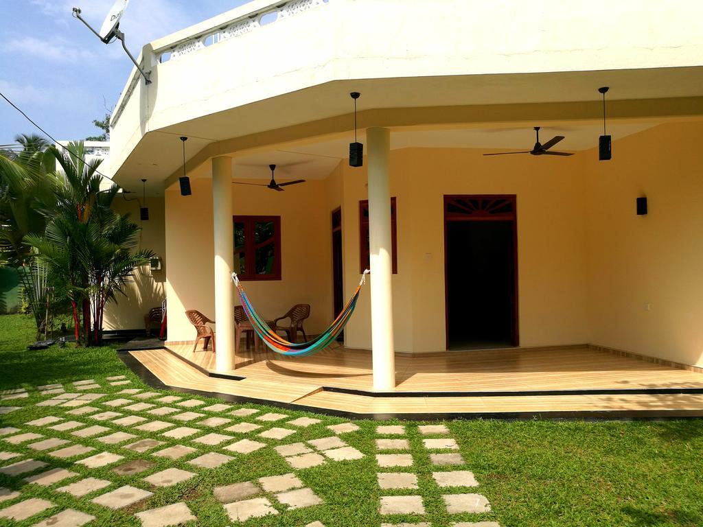 ברוואלה Guesthouse Dilush מראה חיצוני תמונה